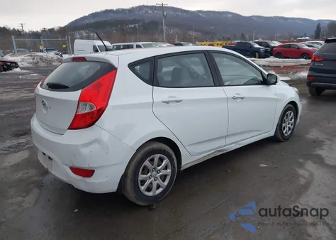 2014 Hyundai Accent Gs z USA, uszkodzony, nr VIN KMHCT5AE8EU188273